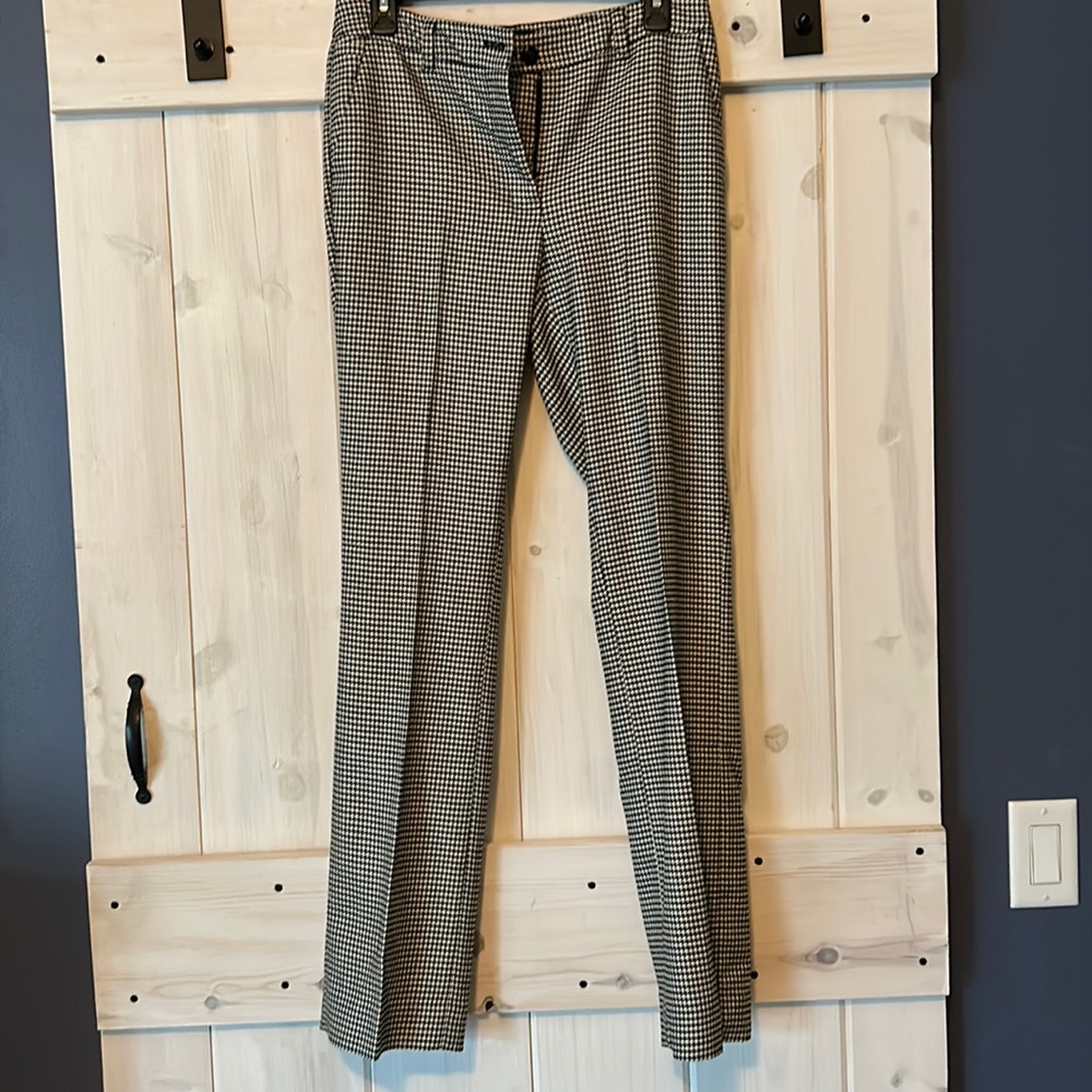 Talbot's size 6 checkered women's pants